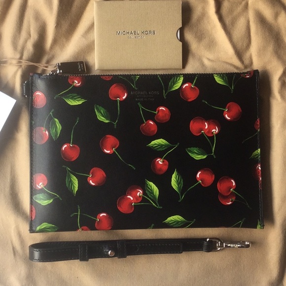 🍒MICHAEL KORS COLLECTION CHERRY LEATHER WRISTLET - Picture 8 of 10